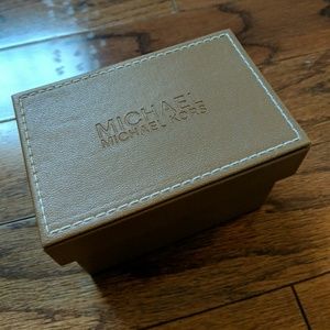 Michael Kors watch box